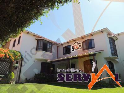 1-thumbnail-casa-en-venta-de-dos-dos-cuadras-de-la-avenida