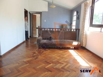 casa-en-venta-de-dos-dos-cuadras-de-la-avenida