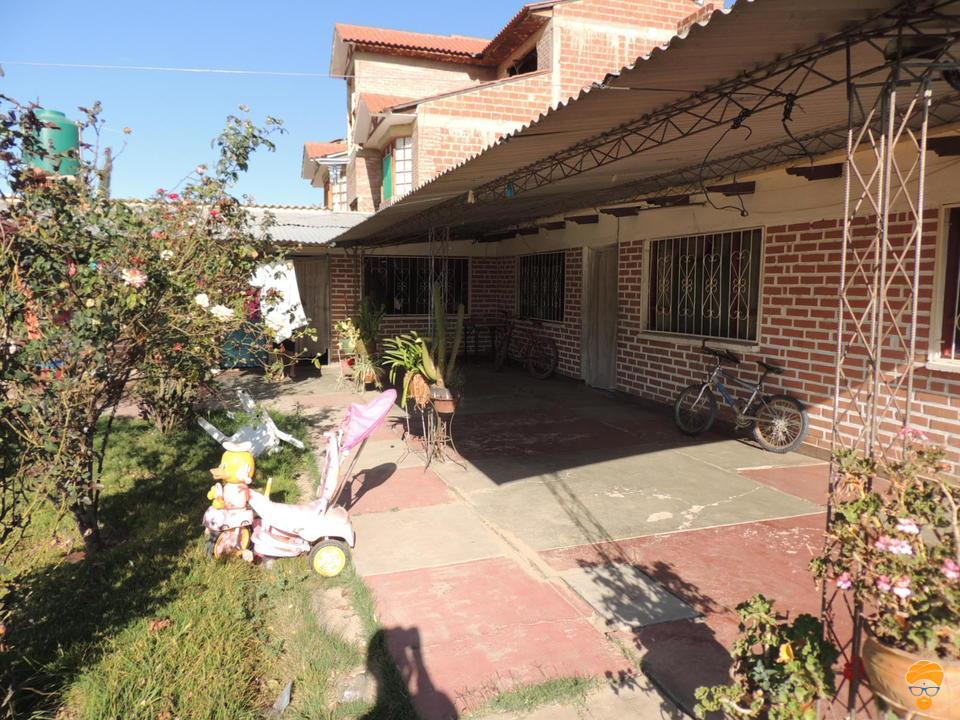1-thumbnail-casa-sobre-650-mts-av-chapare-km-7