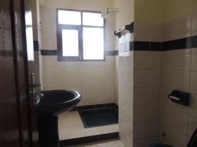 vendo-departamento-amplio-inmediciones-parque-mariscal-santa-cruz