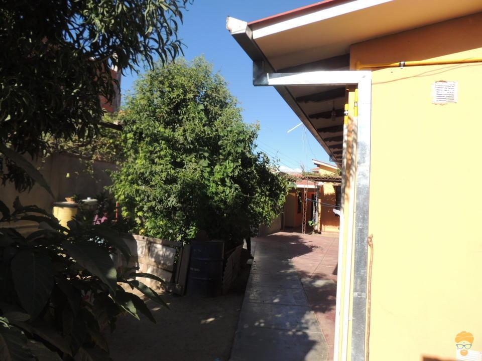 2-thumbnail-vendo-casa-sobre-350-mts-km-6