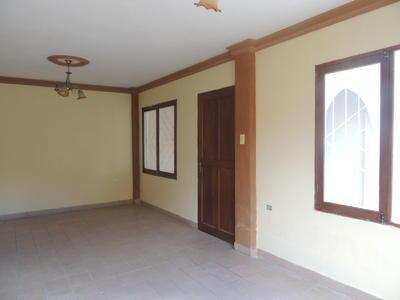 vendo-casa-con-lote-en-vinto