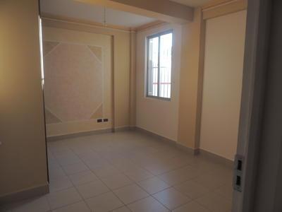 vendo-linda-departamento-en-castillo