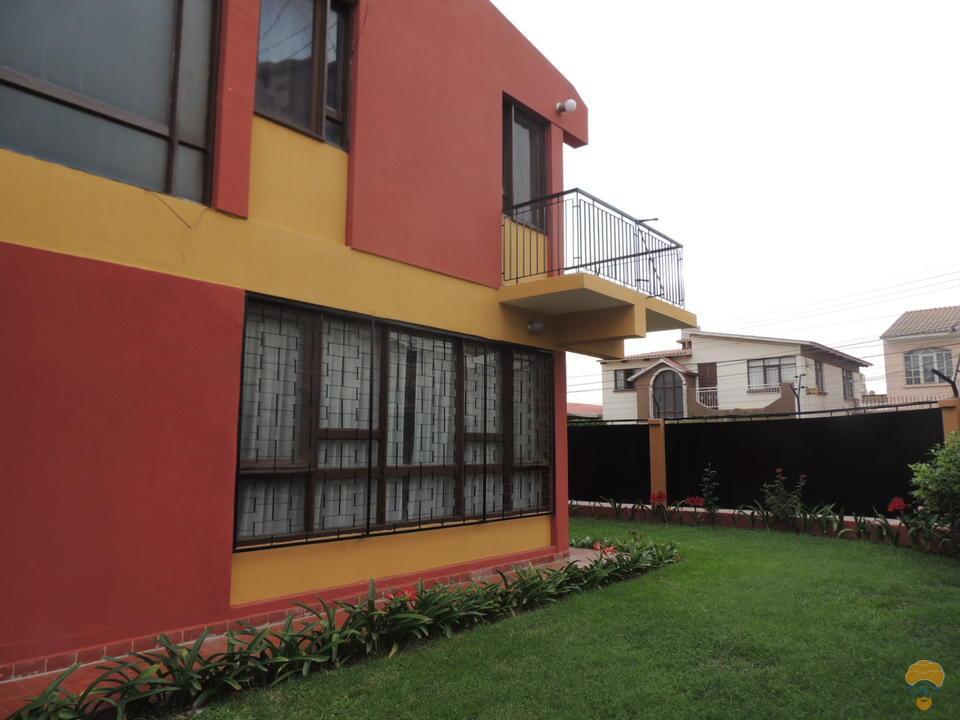 3-thumbnail-alquilo-hermosa-casa-independiente-sector-del-estadio