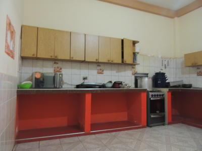 vendo-casa-de-dos-pisos-sobre-800-metros