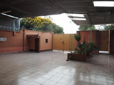 alquilo-casa-semi-independiente-inmediaciones-melchor-circunvalacion