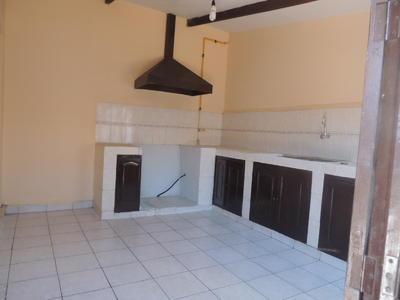 casa-en-alquiler-semi-independiente-capitan-ustariz