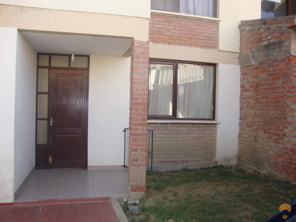 2-thumbnail-casa-en-anticretico-carretera-a-sacaba