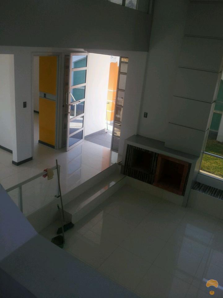 7-thumbnail-casa-a-la-venta-a-oeste