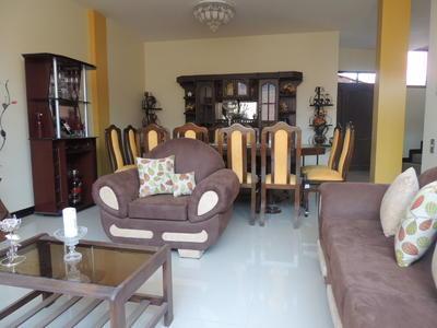 vendo-casa-2-plantas-terraza-km-5-sacaba