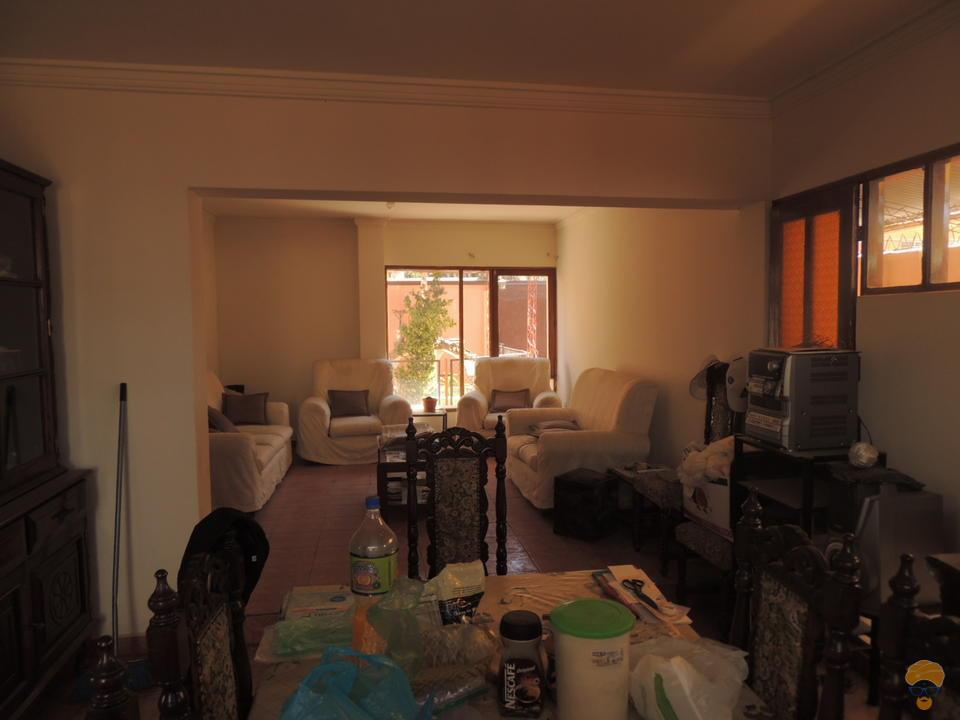 4-thumbnail-centrica-casa-en-venta-inmediaciones-sombrero-de-chola