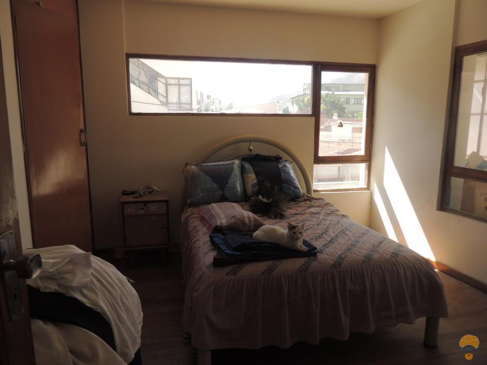 5-thumbnail-centrica-casa-en-venta-inmediaciones-sombrero-de-chola