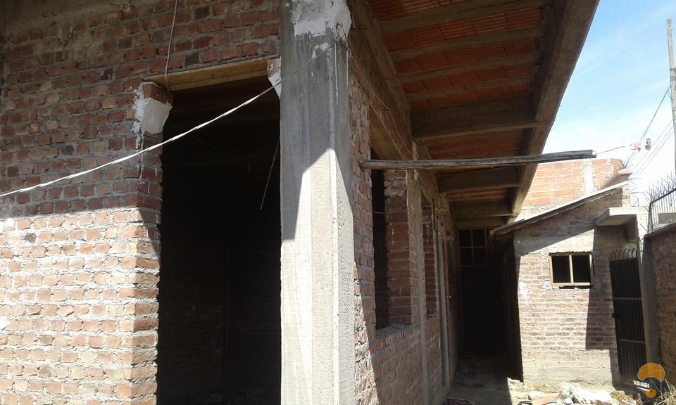 5-thumbnail-vendo-casa-como-terreno-sobre-bush