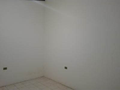 garzonier-en-alquiler-zona-chimba-imediaciones-parque-mariscal