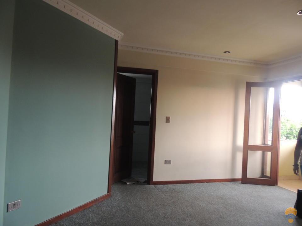 12-thumbnail-casa-en-alquiler-barrio-profesional-final