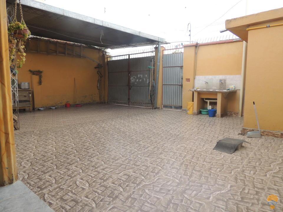 7-thumbnail-en-colcapirhua-vendo-casa-de-departamentos