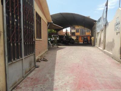 vendo-casa-sobre-la-av-3-tiendas