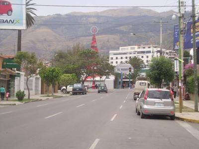 vendo-terreno-amplio-imediaciones-avpando-av-america