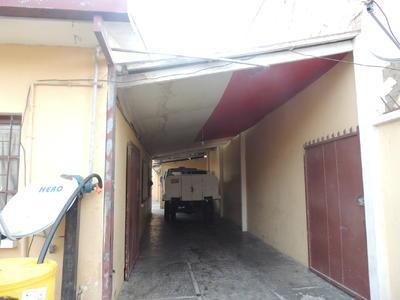 alquilo-casa-independiente-por-colegio-galpon