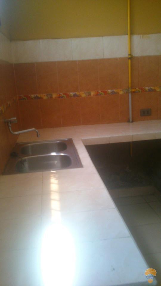 4-thumbnail-alquilo-pequena-casita-inmediaciones-avenida-villavicencio-calle-qallawaya