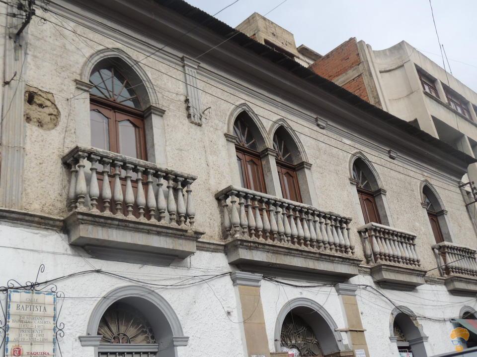 1-thumbnail-casa-en-anticretico-zona-centrica