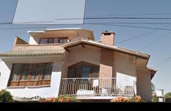 alquilo-casa-medias-aguas-semi-perez-de-olguin