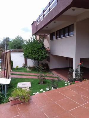 hermosa-casa-de-dos-plantas-mirador