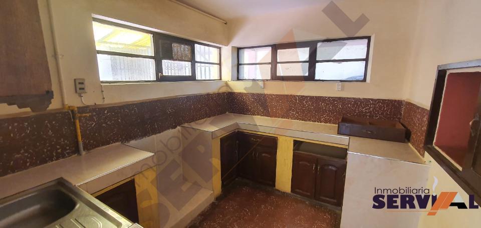 6-thumbnail-casa-en-alquiler-inmediaciones-mercado-peru-d&acute;orbigny