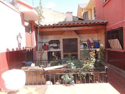 vendo-casa-de-2-plantas-entre-av-libertador