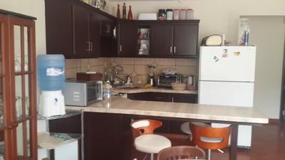 vendo-hermosa-residencia-sobre-2312-m2-en-tiquipaya