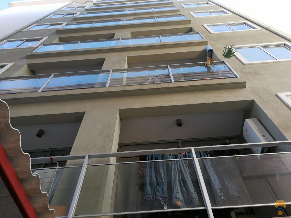 1-thumbnail-vendo-hermoso-departamento-inmediaciones-avpapa-arce