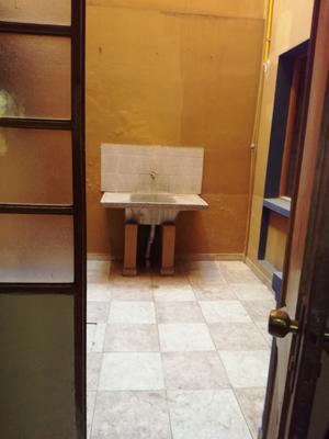 alquilo-departamento-en-planta-baja-rene-moreno