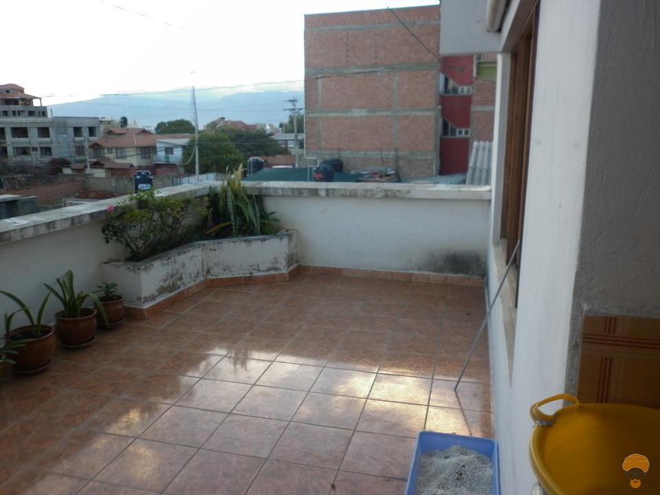 3-thumbnail-departamento-en-anticretico-inmediaciones-av-circunvalacion