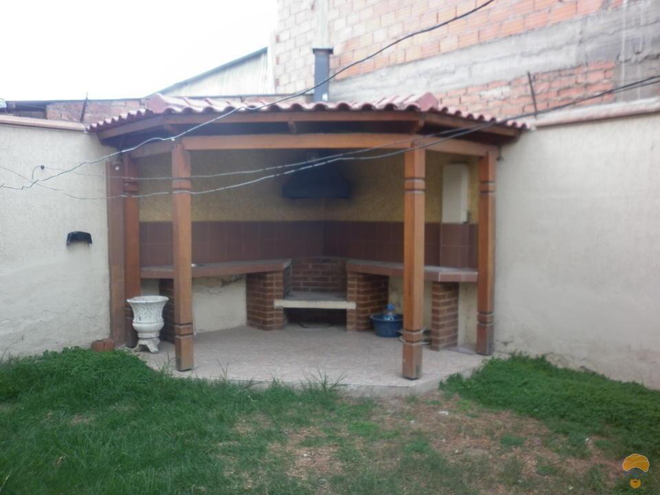 2-thumbnail-vendo-amplia-casa-de-tres-del-barrio-irlandes