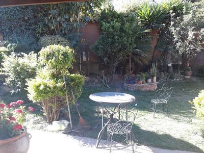vendo-casa-2-plantas-inmediaciones-dormitorios