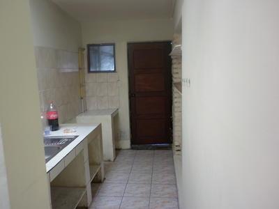 alquilo-casa-independiente-inmediaciones-av-de-la-rosa