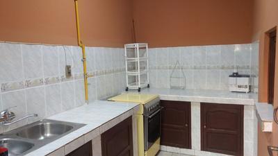 vendo-linda-casa-km-6-superficie-3-dormitorios