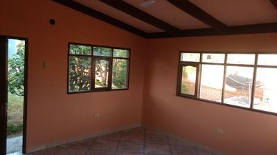 vendo-linda-casa-km-6-superficie-3-dormitorios