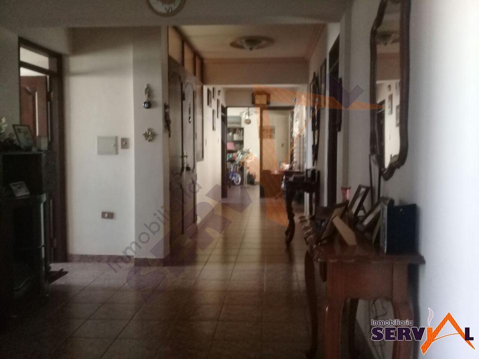 2-thumbnail-amplio-departamento-en-venta-sobre-ladislao-cabrera