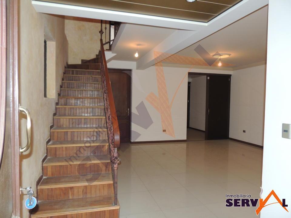11-thumbnail-hermosa-casa-de-3-pisos-don-bosco