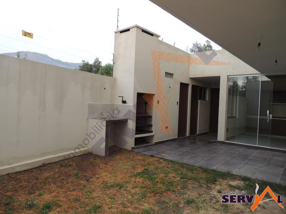 5-thumbnail-hermosa-casa-en-pequeno-condominio-attie