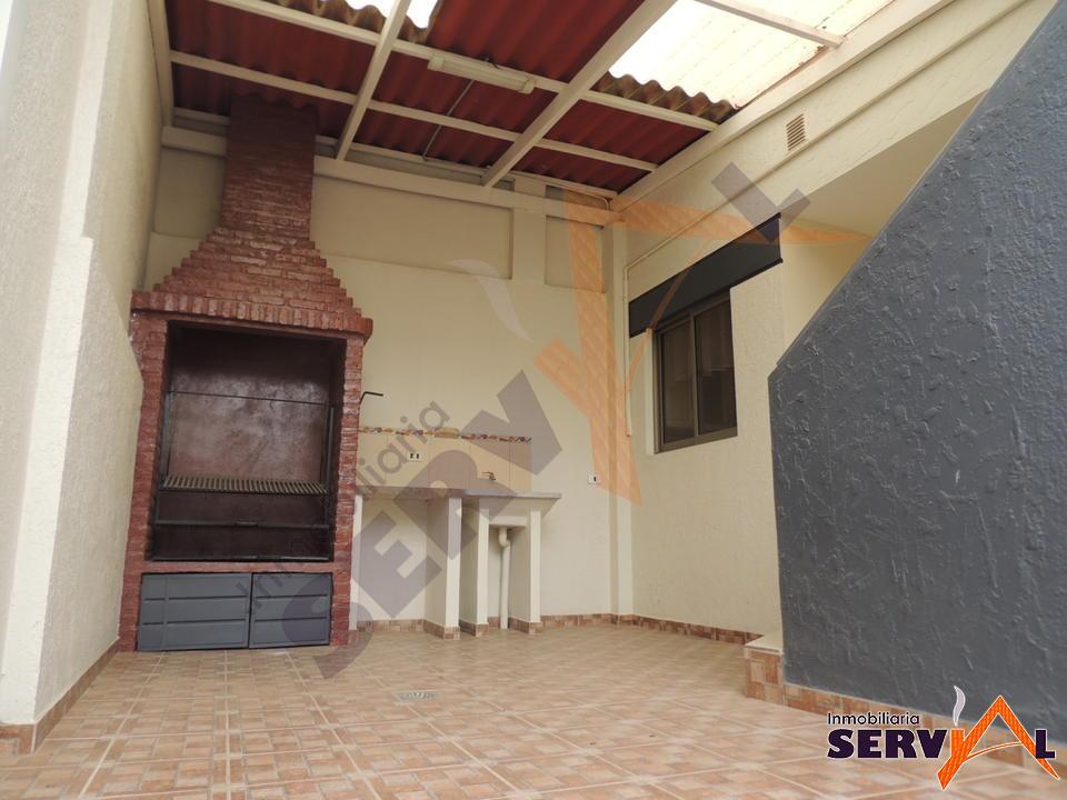 4-thumbnail-casa-en-venta-de-tres-planta-zona-frutillar