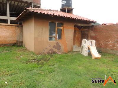 casa-como-lote-inmediaciones-centro-medico-pacata