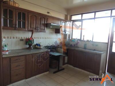 amplio-departamento-en-anticretico-sobre-av-heroinas-hamiraya