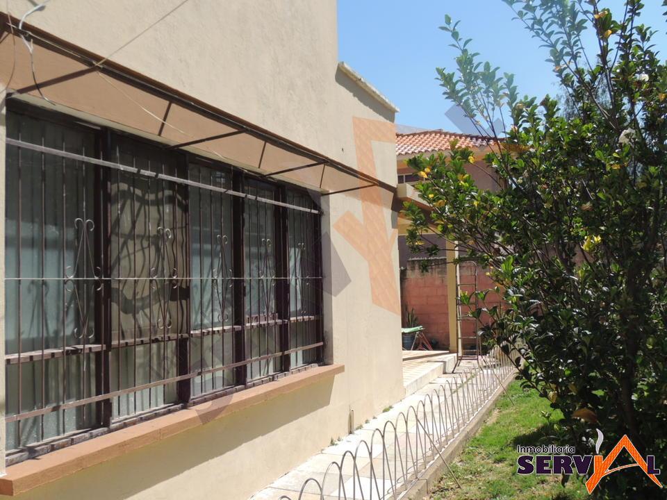 3-thumbnail-casa-en-venta-con-superficie-country-club