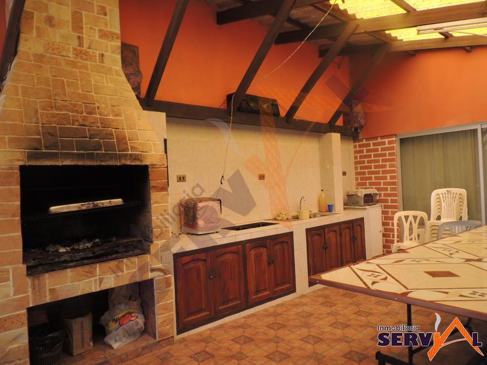 11-thumbnail-casa-en-venta-con-superficie-country-club