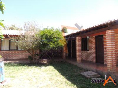 casa-en-venta-con-superficie-country-club