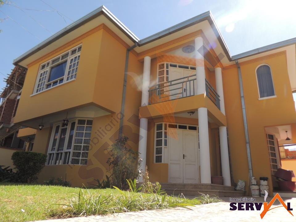 1-thumbnail-hermosa-casa-en-venta-sobre-attie