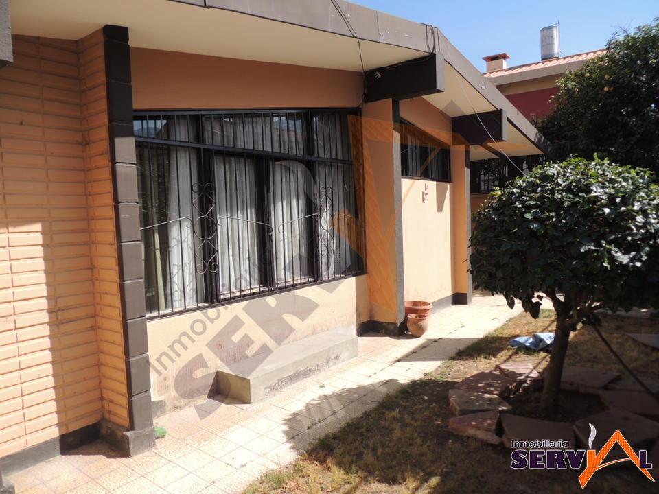 5-thumbnail-casa-de-2-plantas-sobre-av-ramon-rivero