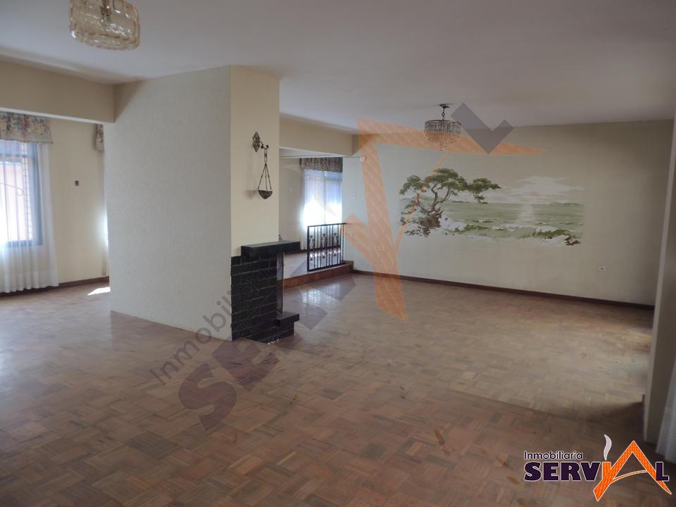 12-thumbnail-casa-de-2-plantas-sobre-av-ramon-rivero